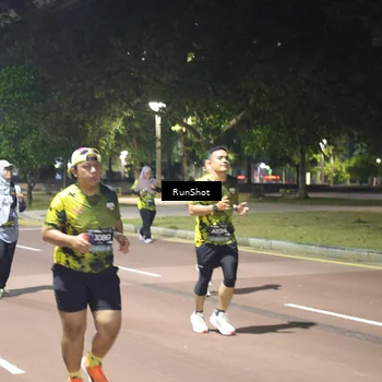 Runner Photo 6573317