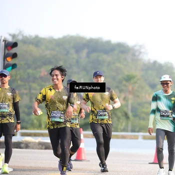 Runner Photo 6573330