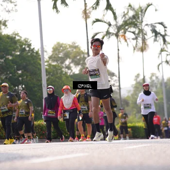 Runner Photo 6573334