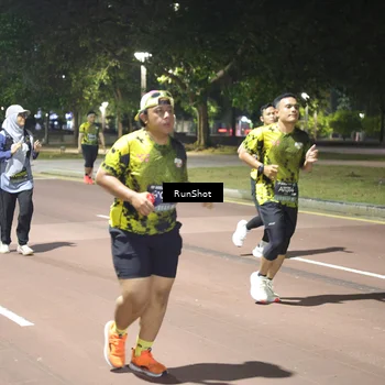 Runner Photo 6573342