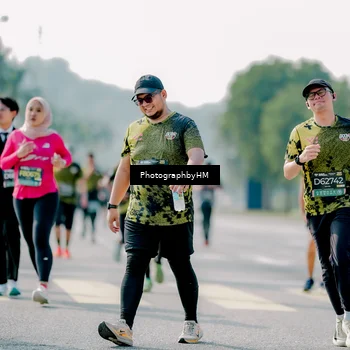 Runner Photo 6573413