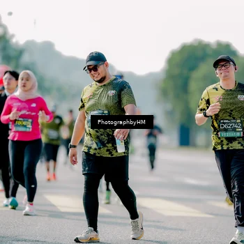 Runner Photo 6573425