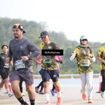 Runner Photo 6573431
