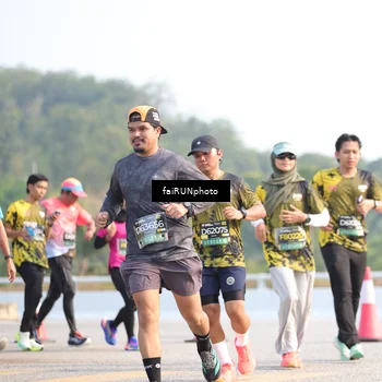 Runner Photo 6573472