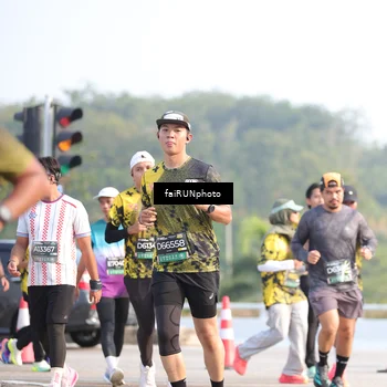 Runner Photo 6573477