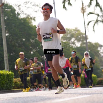 Runner Photo 6573494