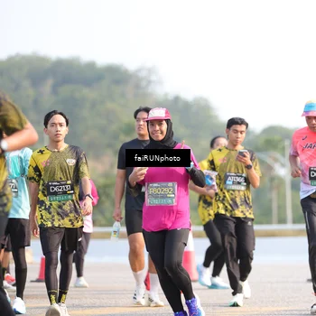 Runner Photo 6573564