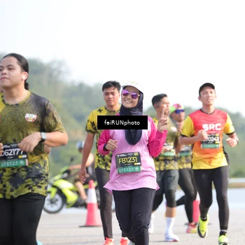 Runner Photo 6573655