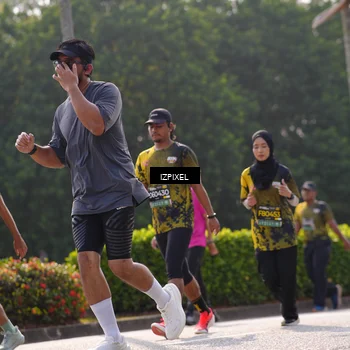 Runner Photo 6573659