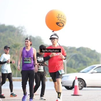 Runner Photo 6573798
