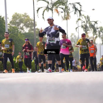 Runner Photo 6573849