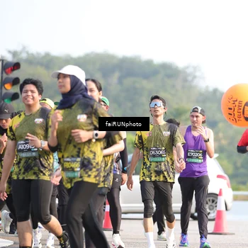 Runner Photo 6573875