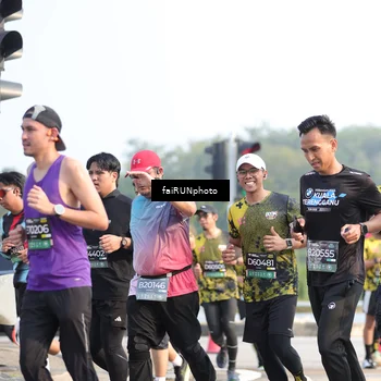 Runner Photo 6573937