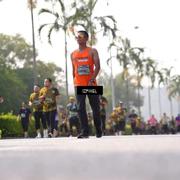 Runner Photo 6574002