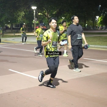 Runner Photo 6574016