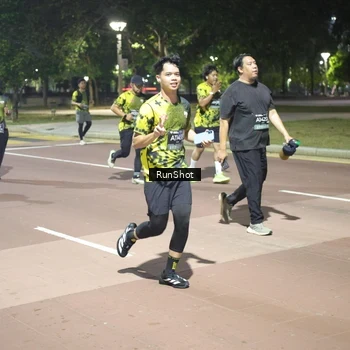 Runner Photo 6574021