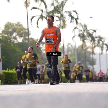 Runner Photo 6574022