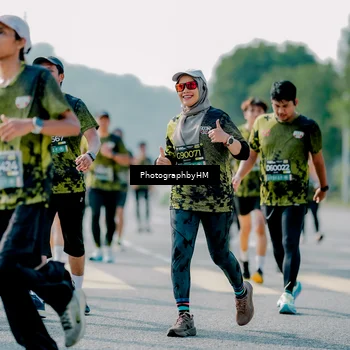 Runner Photo 6574023