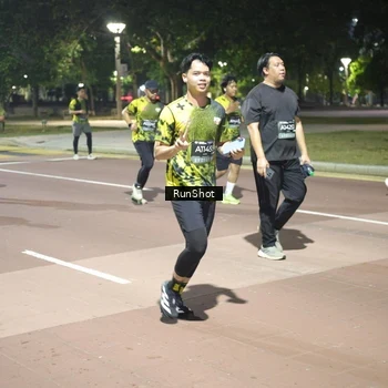 Runner Photo 6574024