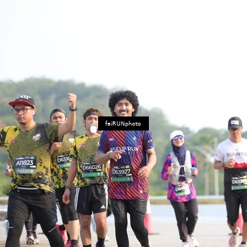 Runner Photo 6574028