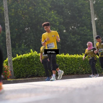 Runner Photo 6574039