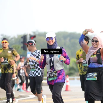 Runner Photo 6574149