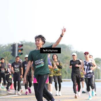 Runner Photo 6574210