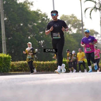 Runner Photo 6574228