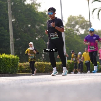 Runner Photo 6574240
