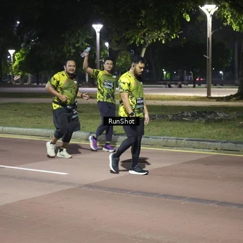 Runner Photo 6574241