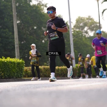 Runner Photo 6574244
