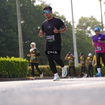Runner Photo 6574246