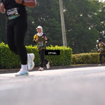 Runner Photo 6574260