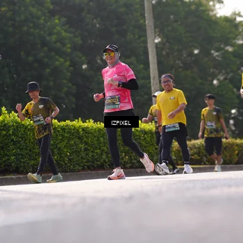 Runner Photo 6574330