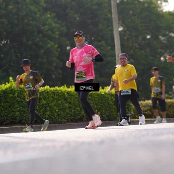 Runner Photo 6574338