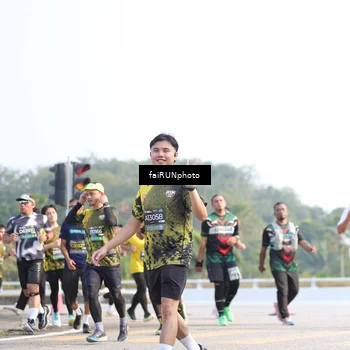 Runner Photo 6574344