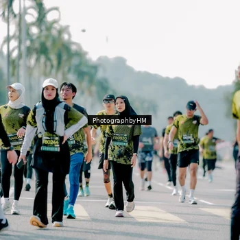 Runner Photo 6574345
