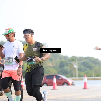 Runner Photo 6574414