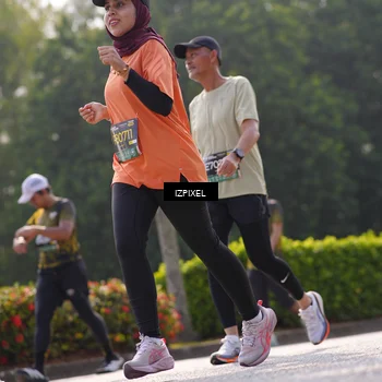 Runner Photo 6574429