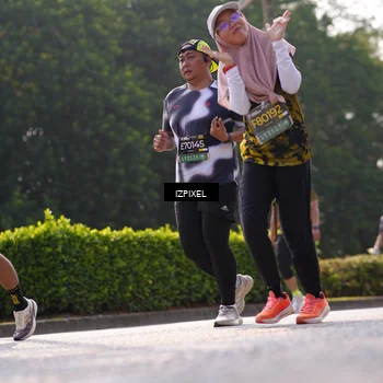 Runner Photo 6574454