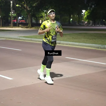 Runner Photo 6574479