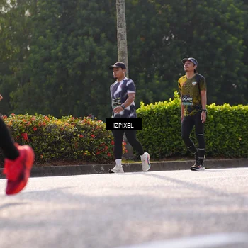 Runner Photo 6574490