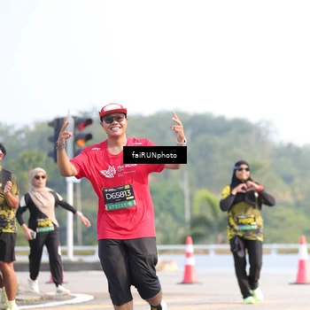 Runner Photo 6574539