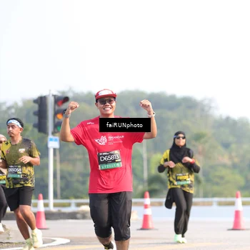 Runner Photo 6574540