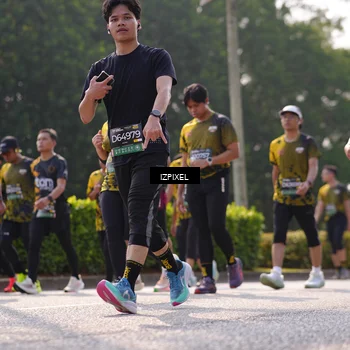 Runner Photo 6574624