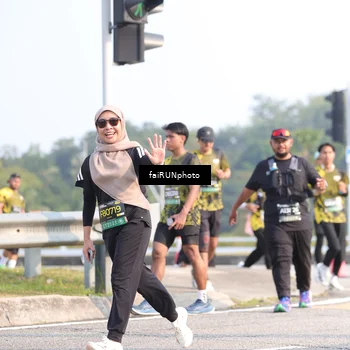 Runner Photo 6574630