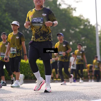 Runner Photo 6574646