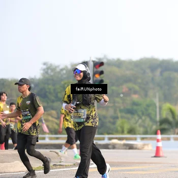 Runner Photo 6574673