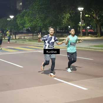 Runner Photo 6574674