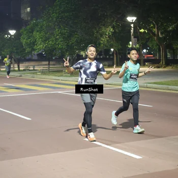 Runner Photo 6574686